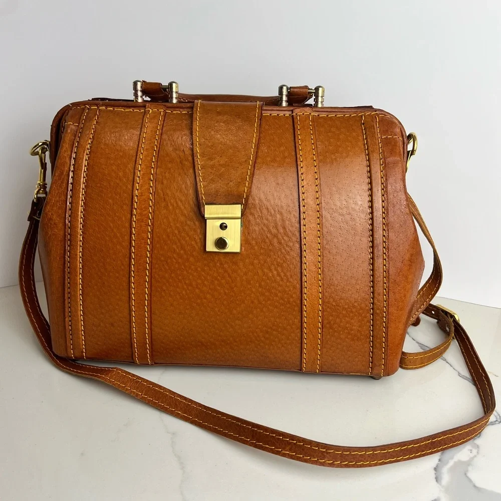 Bruno Conti | Bags | 94s Vintage Bruno Conti Doctors Bagpurse